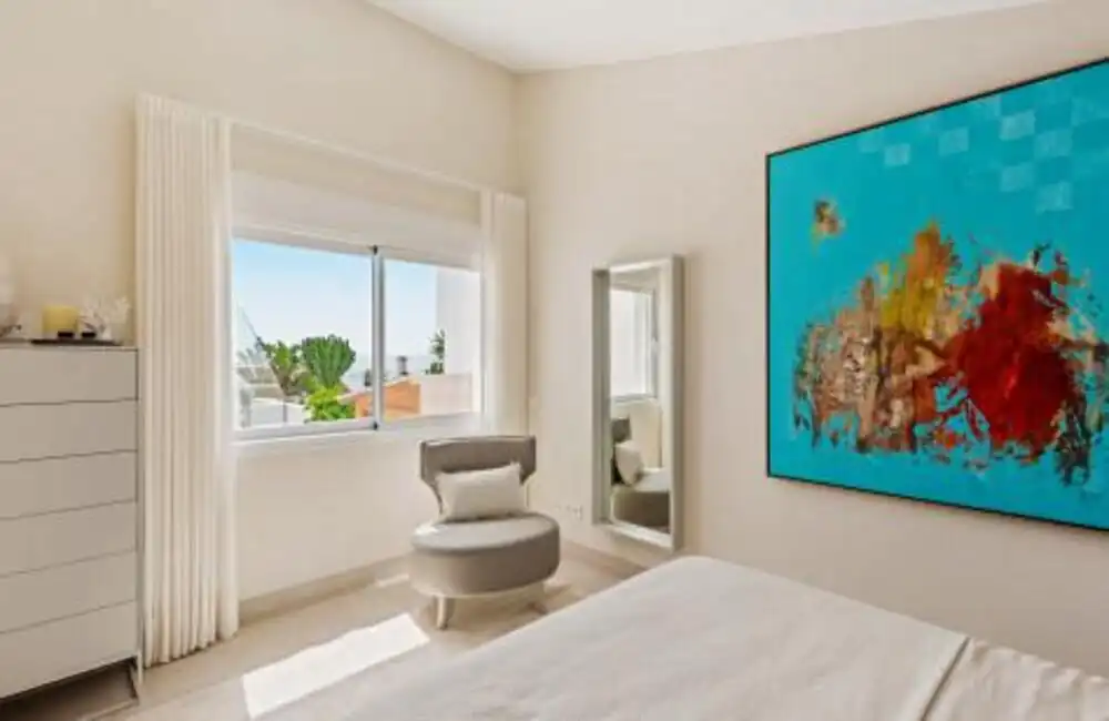 Habitación de Casa o chalet en venta en Estepona con Aire acondicionado, Jardín privado y Terraza