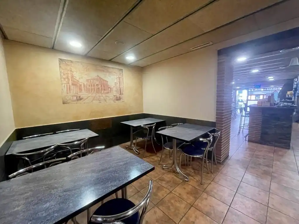Business premises for transfer in Joan Prim, imagen 14