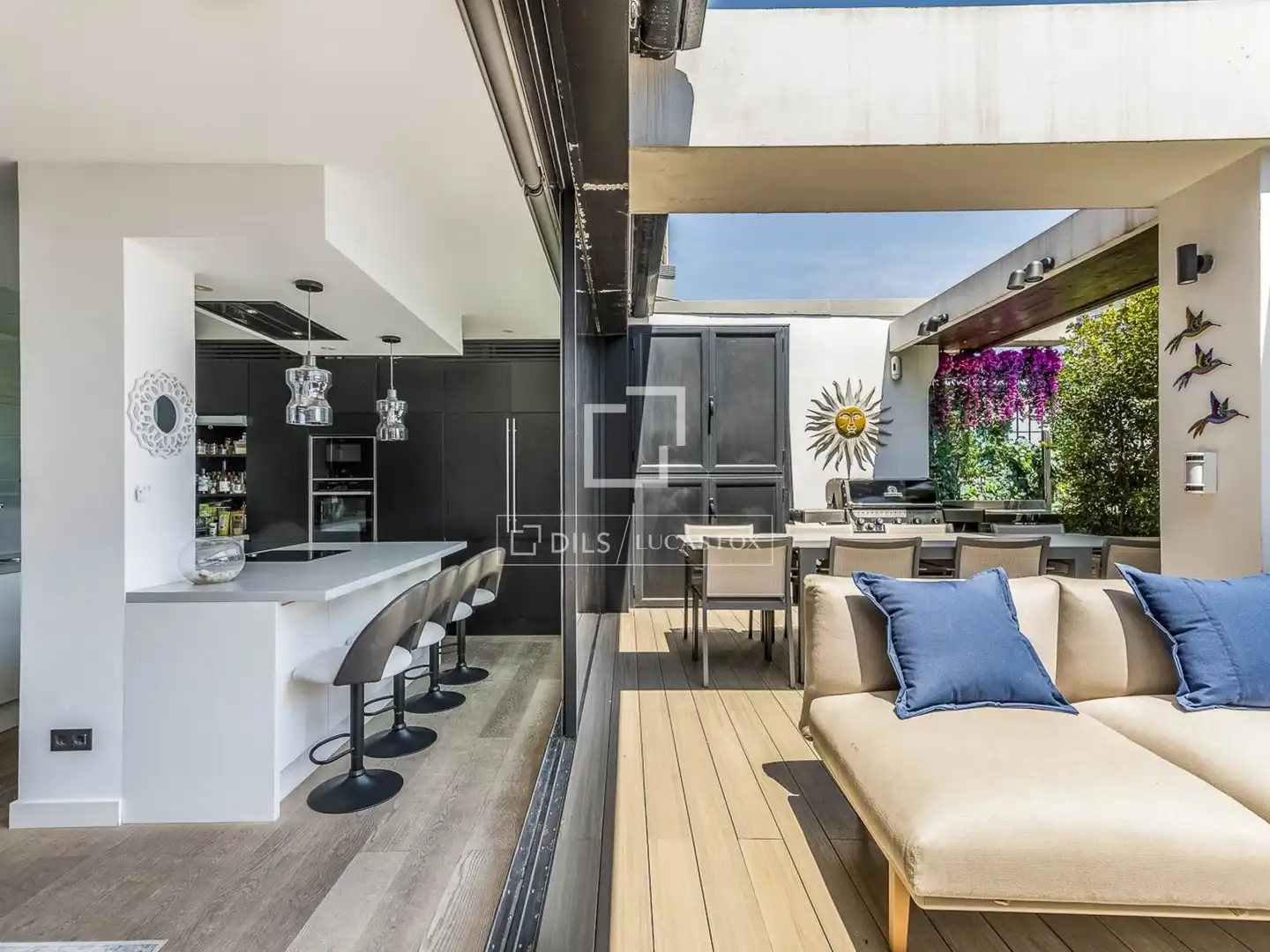Terrasse von Dachboden zum Verkauf in Martorell mit Klimaanlage, Terrasse und Schwimmbad