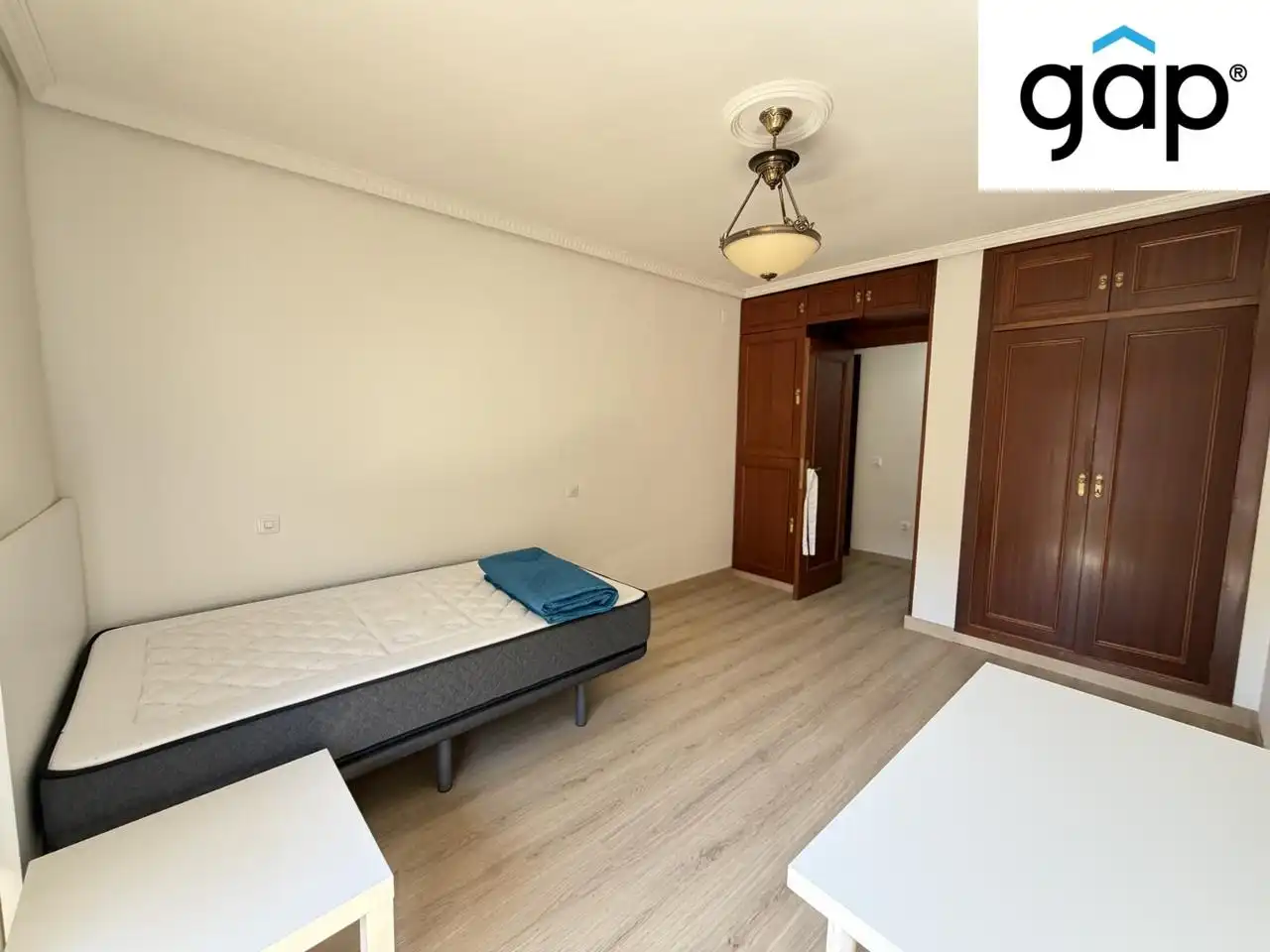Schlafzimmer von Wohnung zur Miete in Cuenca mit Heizung, Terrasse und Möbliert
