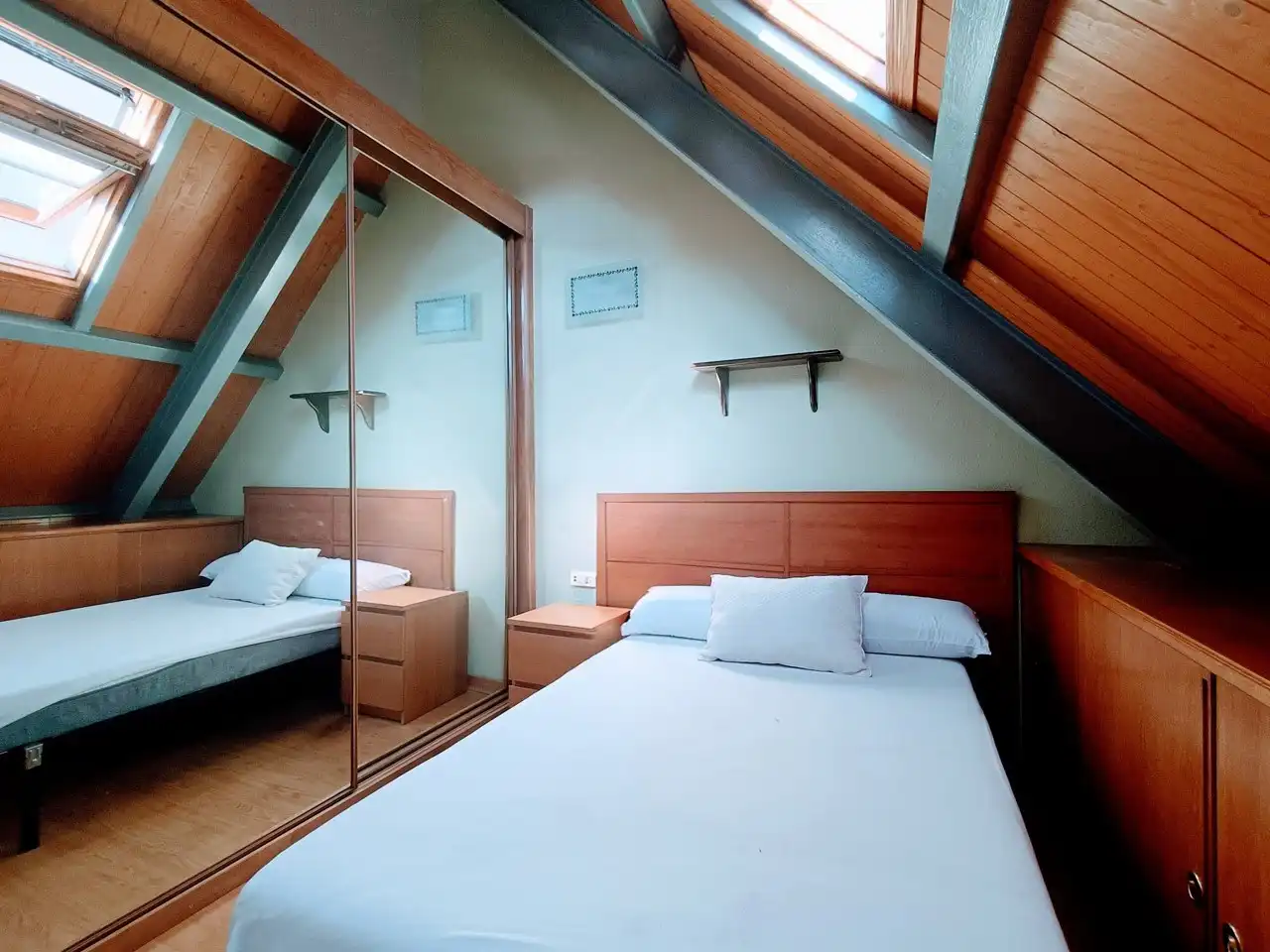 Habitación de Dúplex de alquiler en Madrid con Aire acondicionado, Amueblado y Horno