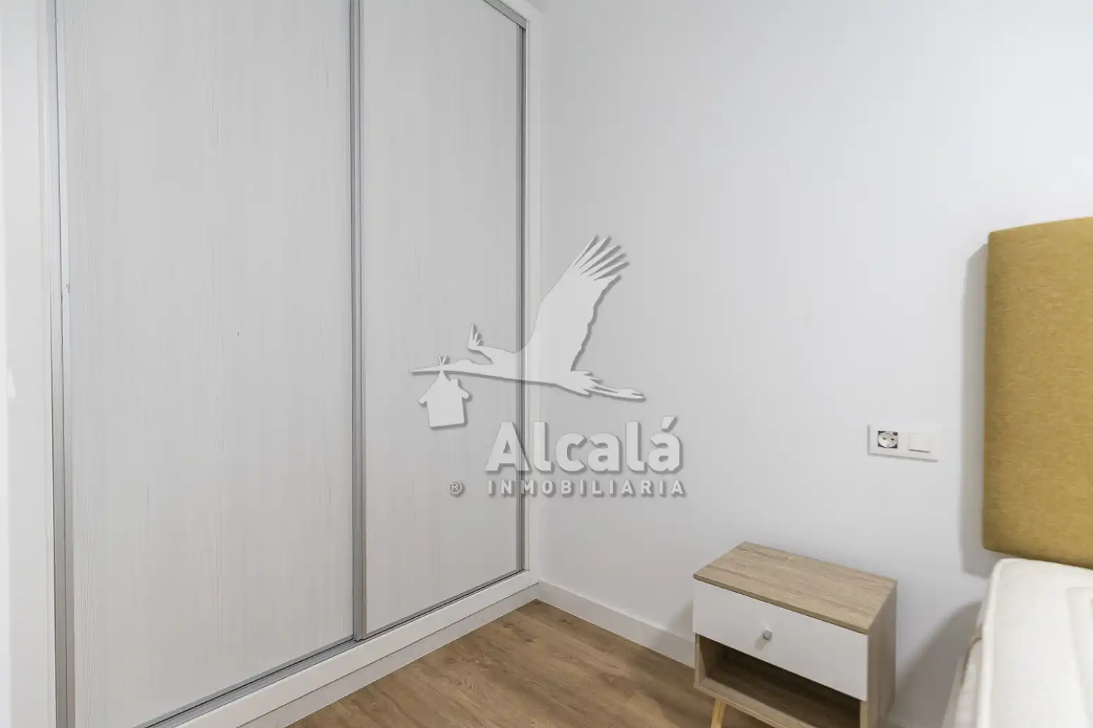 Bedroom of Flat for sale in Caballería Española