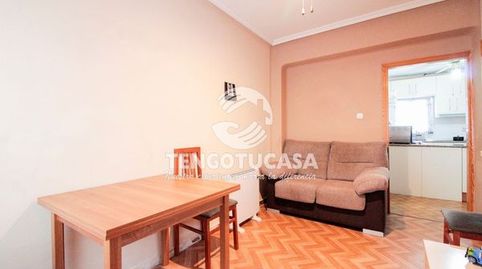 Foto 2 de Piso en venta en Calle de Etruria, Canillejas, Madrid Capital