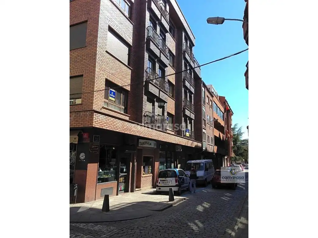 Oficina de lloguer a Calle Doctor Fleming, 7, Centro