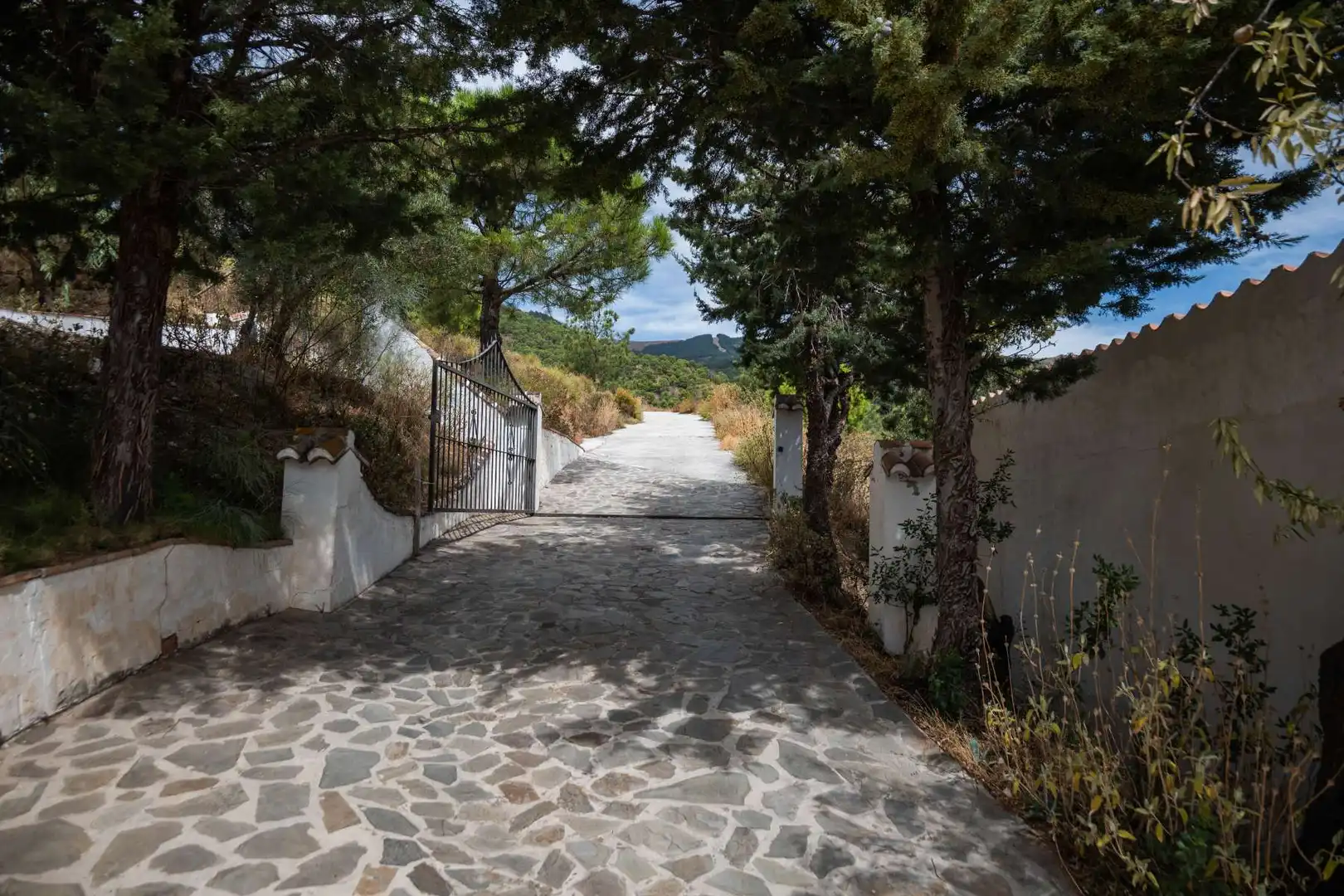 Exterior view of Houses for sale in Canillas de Albaida  with Air Conditioner, Private garden and Terrace