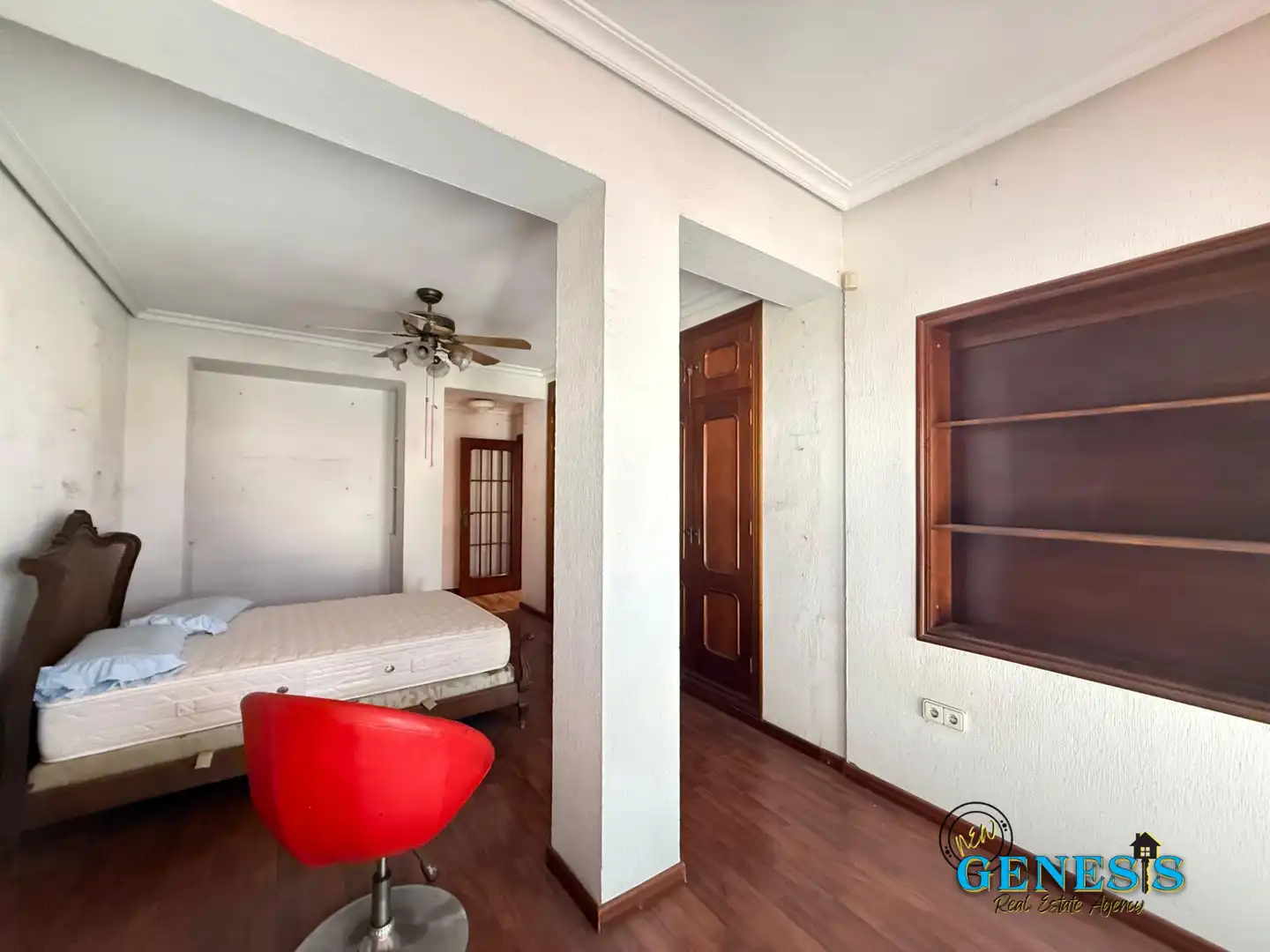Dormitori de Apartament en venda en Torrevieja amb Parquet i Moblat
