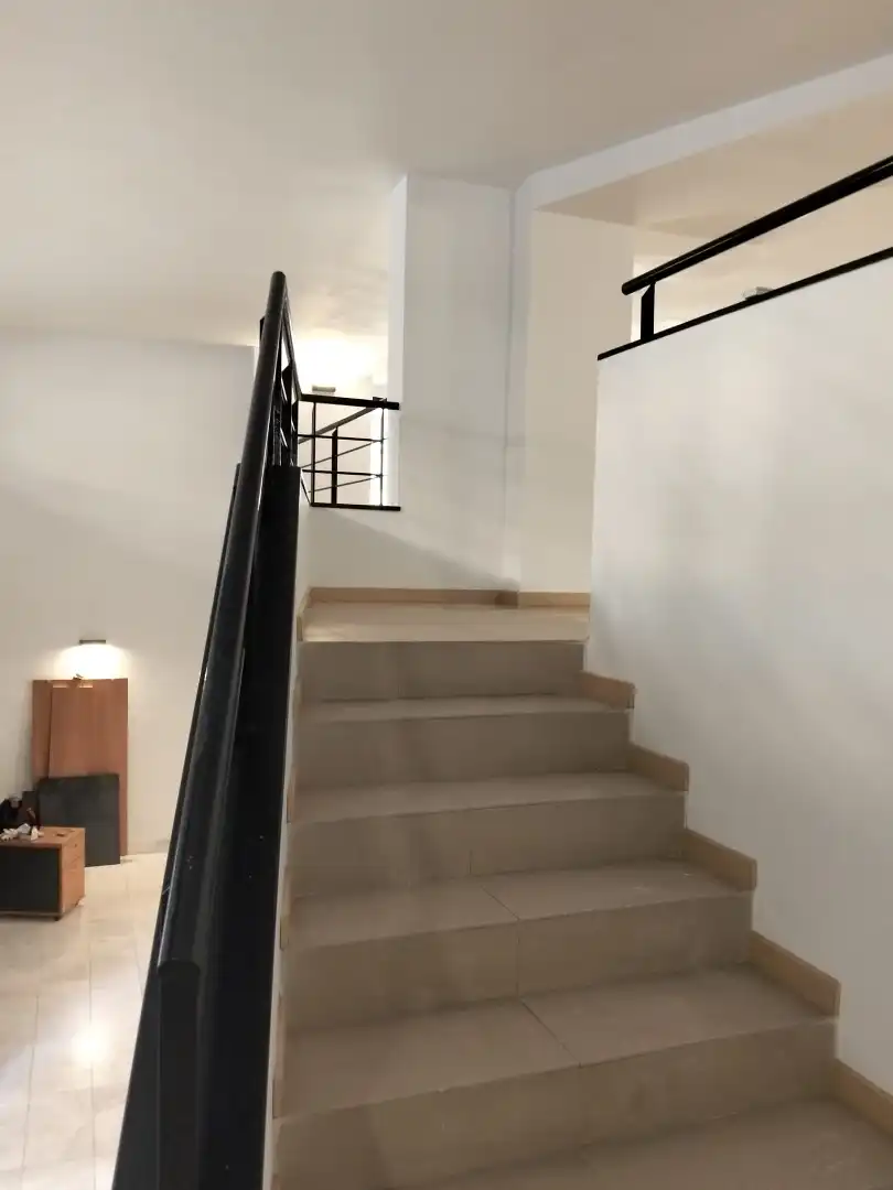 Local comercial en venda a Carrer del Segre, imagen 4