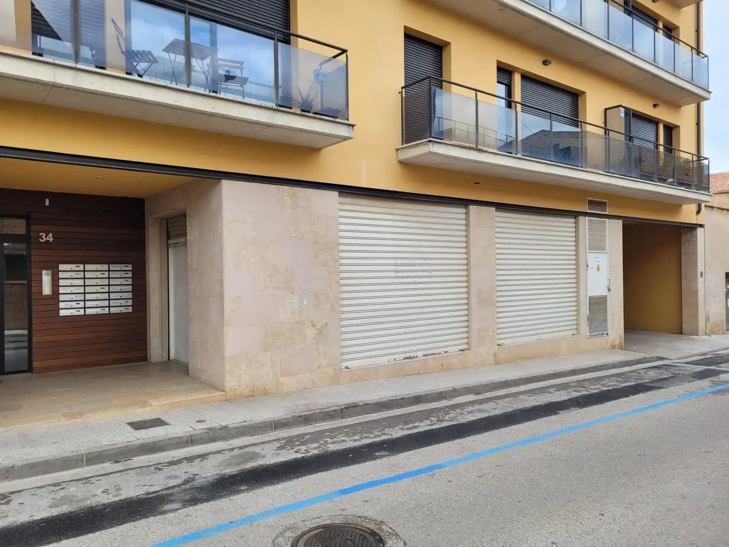 Local commercial à vendre à La Bisbal d'Empordà, imagen 3