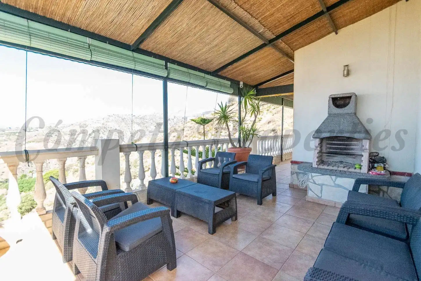 Casa con piscina in vendita a Cómpeta, imagen 3