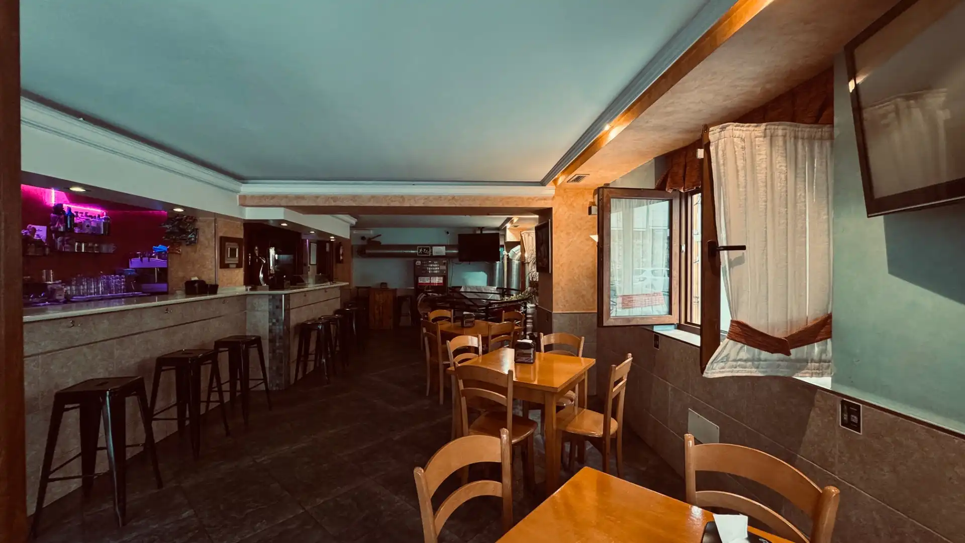 Local comercial en venta en Calle Madre Soledad 28, imagen 8