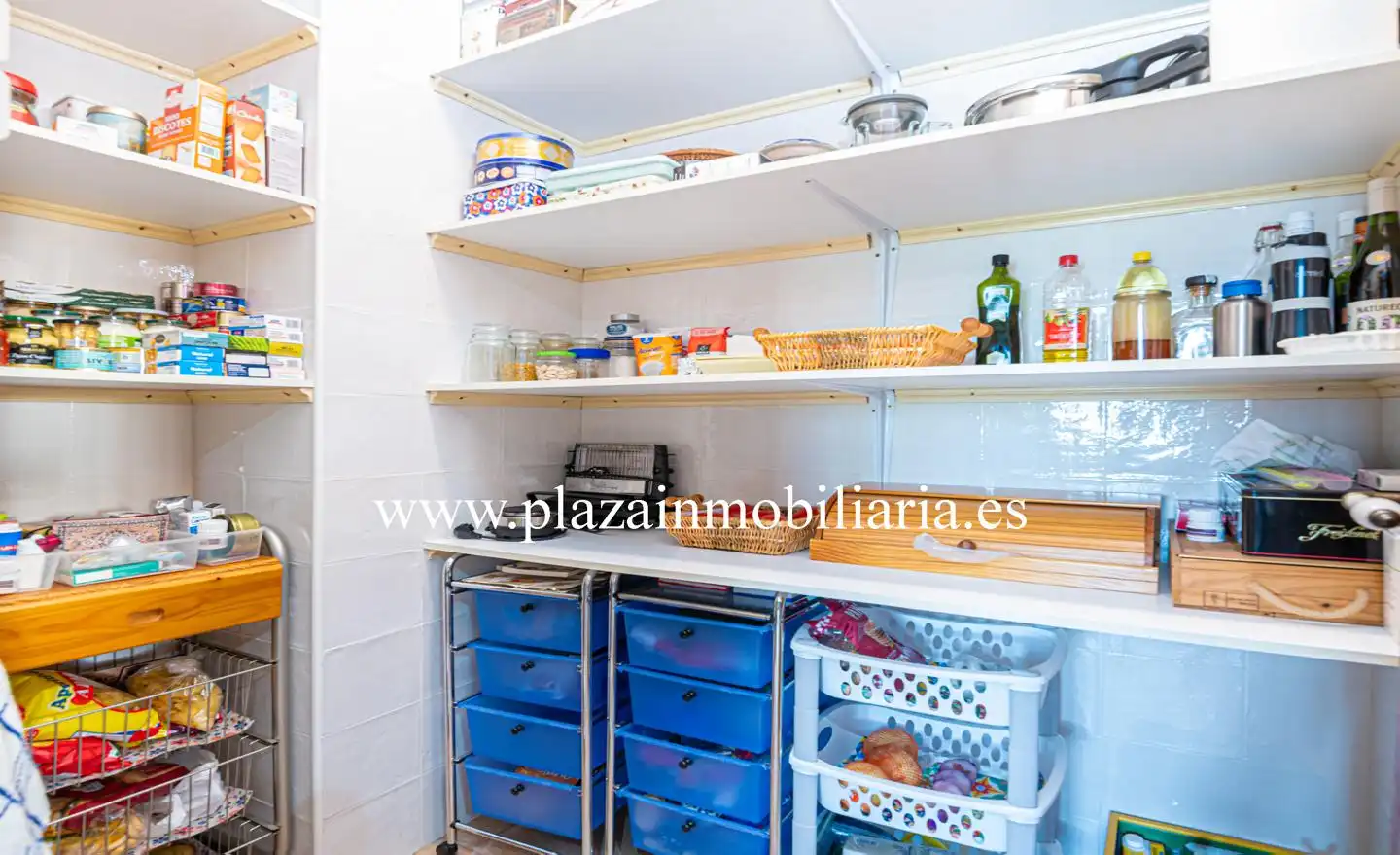 Kitchen of Houses for sale in Lucena