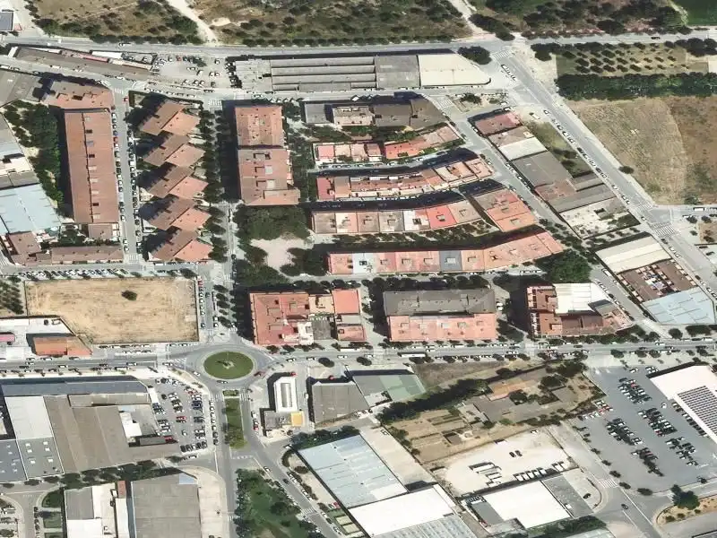 Vista exterior de Pis en venda en Figueres
