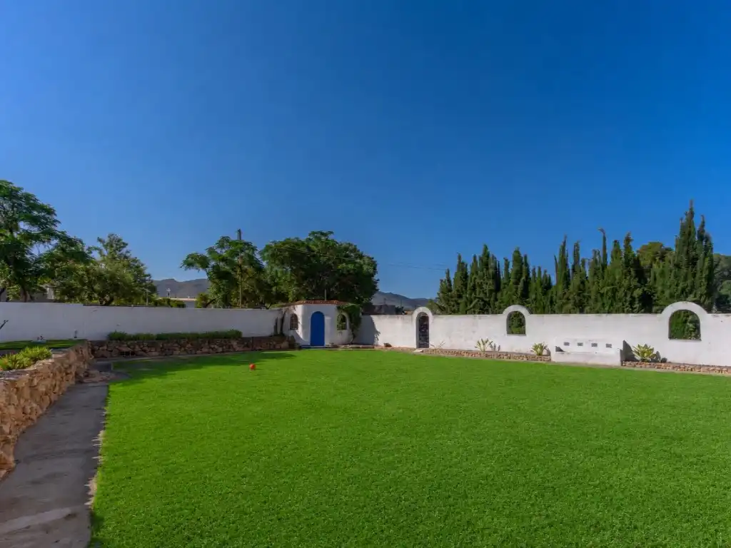 Garden of Houses for sale in Berja