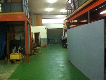 Nau industrial en venda a Avinguda de Vilanova