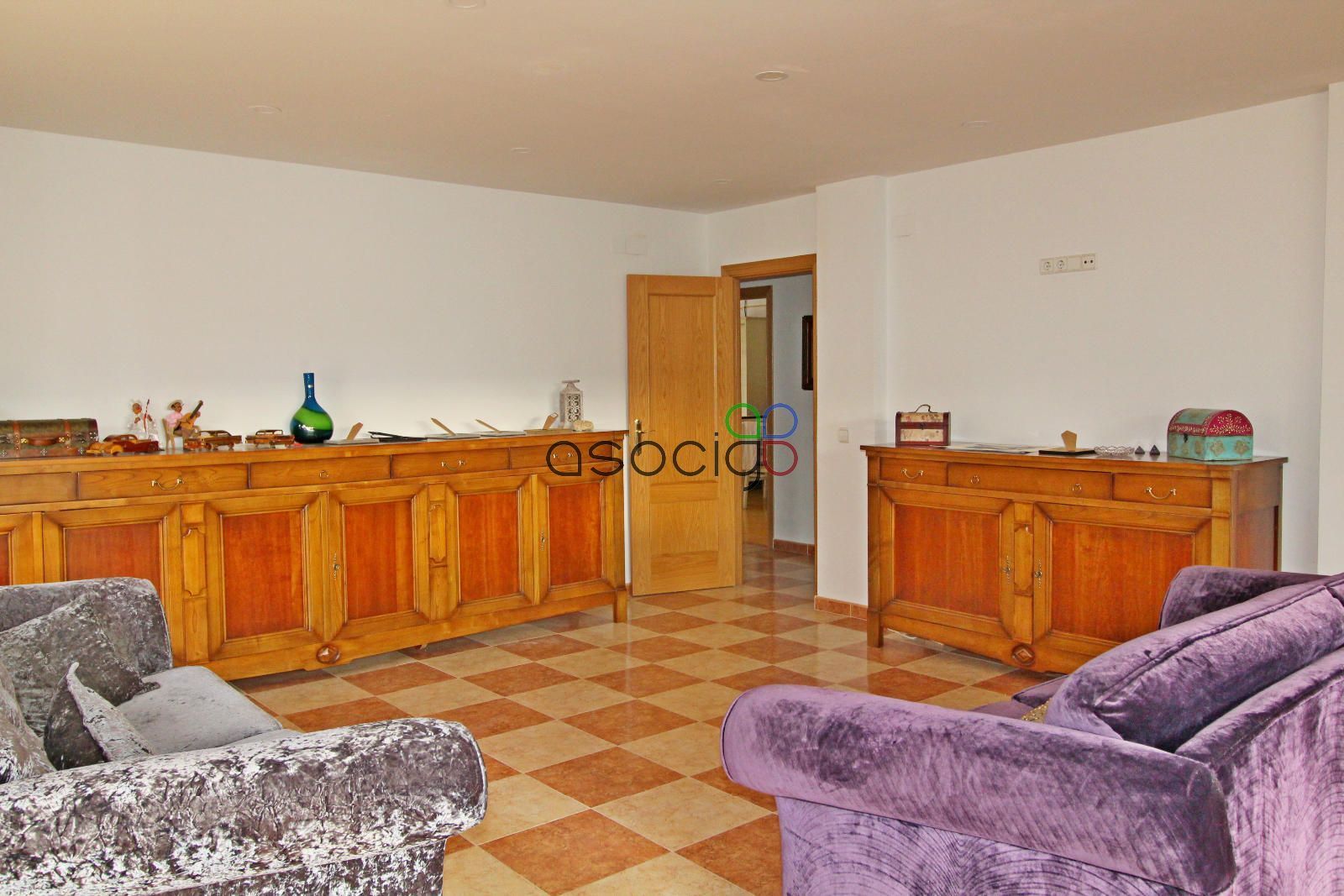 Casa o xalet en venda en Guadalajara Capital amb Calefacció, Traster i Piscina