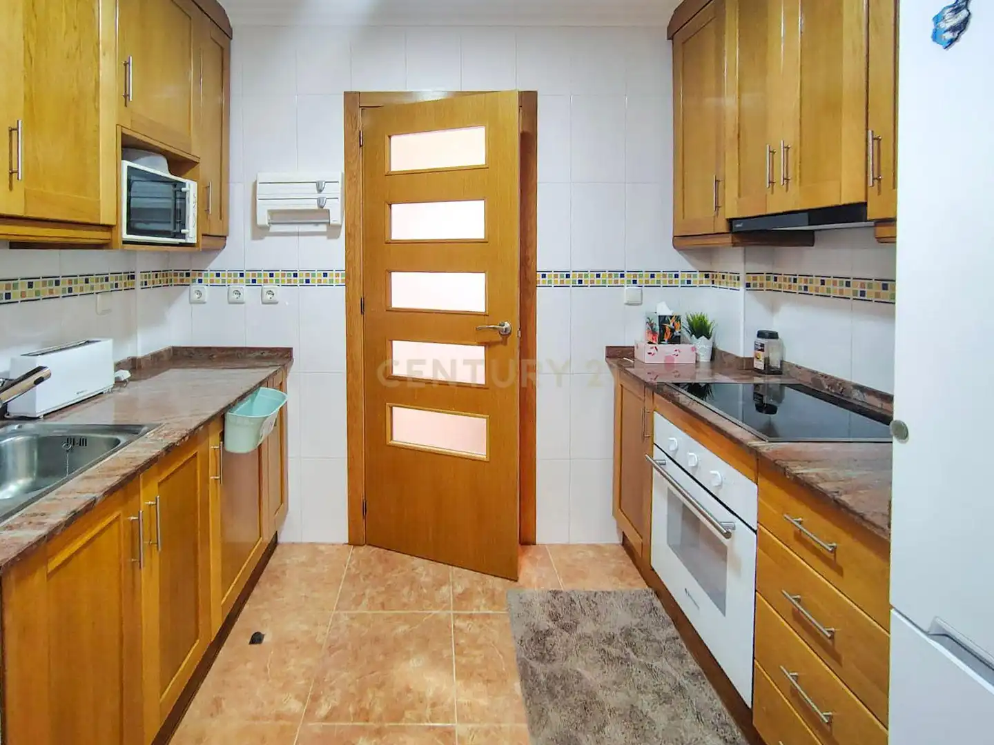 Kitchen of Apartments for rent in Elche / Elx  with Air Conditioner, Oven and Washing machine