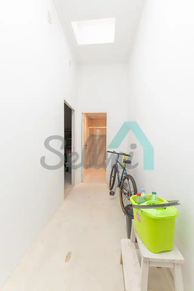 Local en venta en Oviedo 