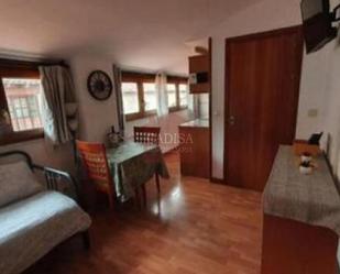 Bedroom of Apartment to rent in Salamanca Capital  with Heating, Parquet flooring and Furnished