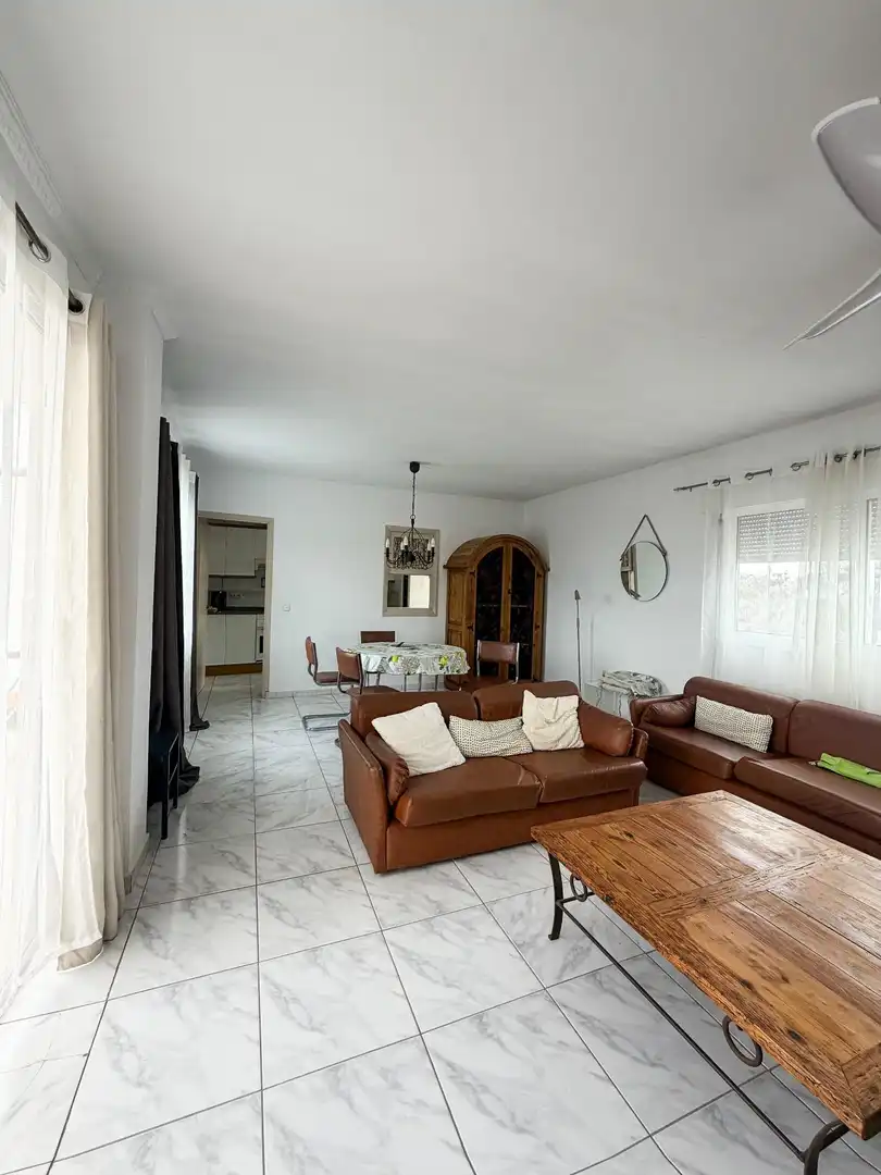 Sala de estar de Ático de alquiler en San Bartolomé de Tirajana con Jardín privado, Terraza y Amueblado