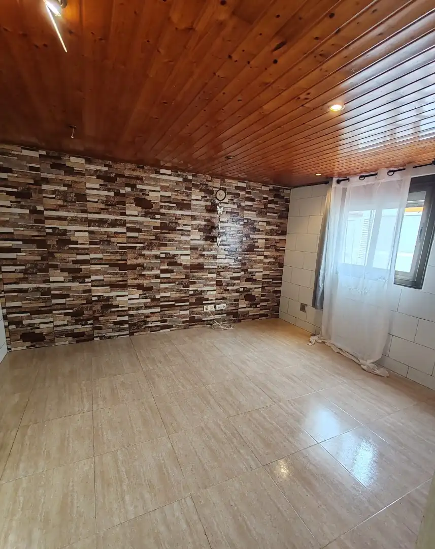 Study for sale in Badalona