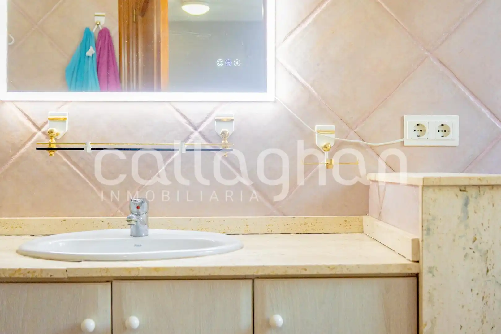 Bathroom of Houses for sale in Serra  with Air Conditioner, Heating and Private garden