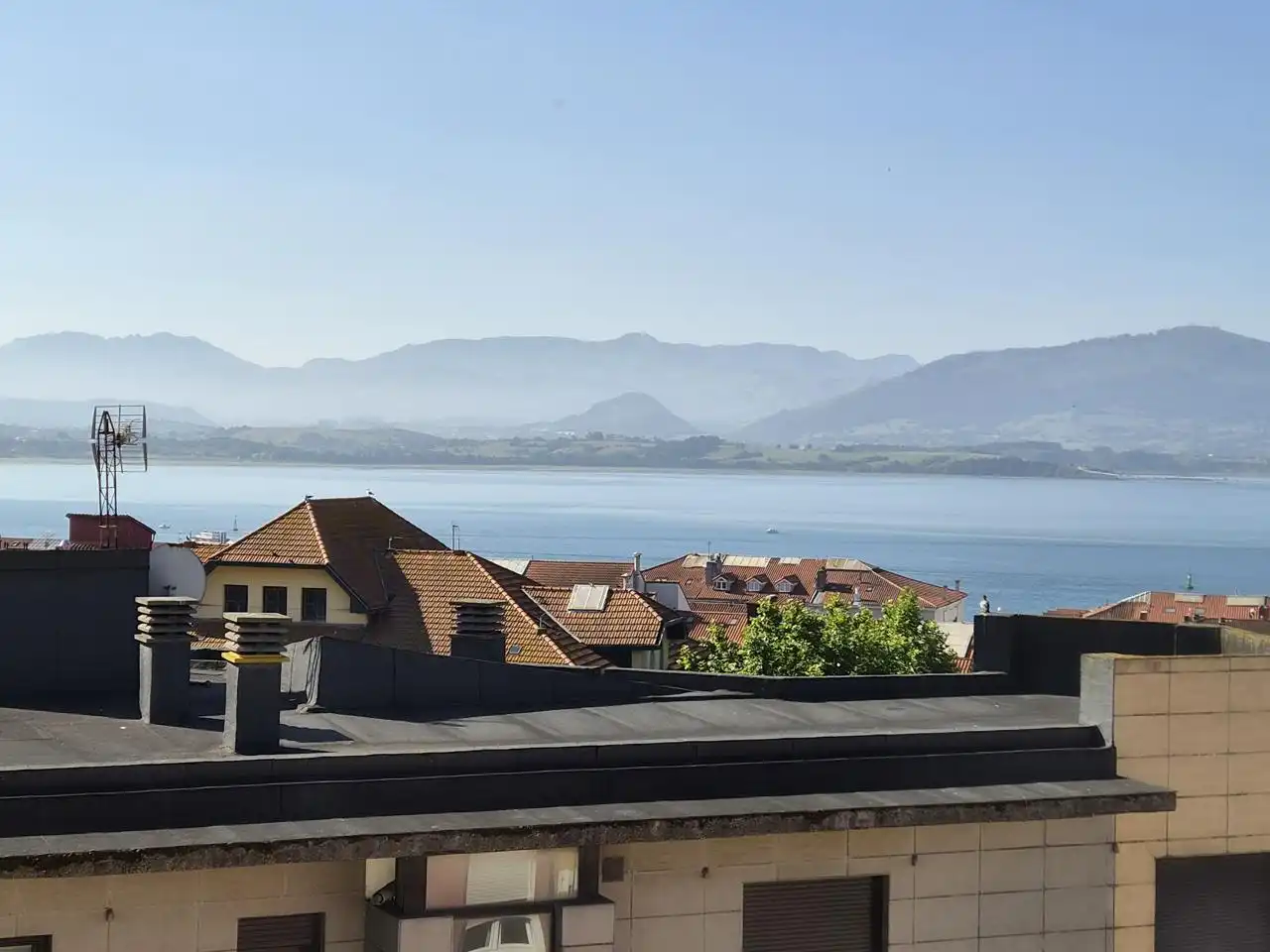 Vista exterior de Piso en venta en Santander con Calefacción