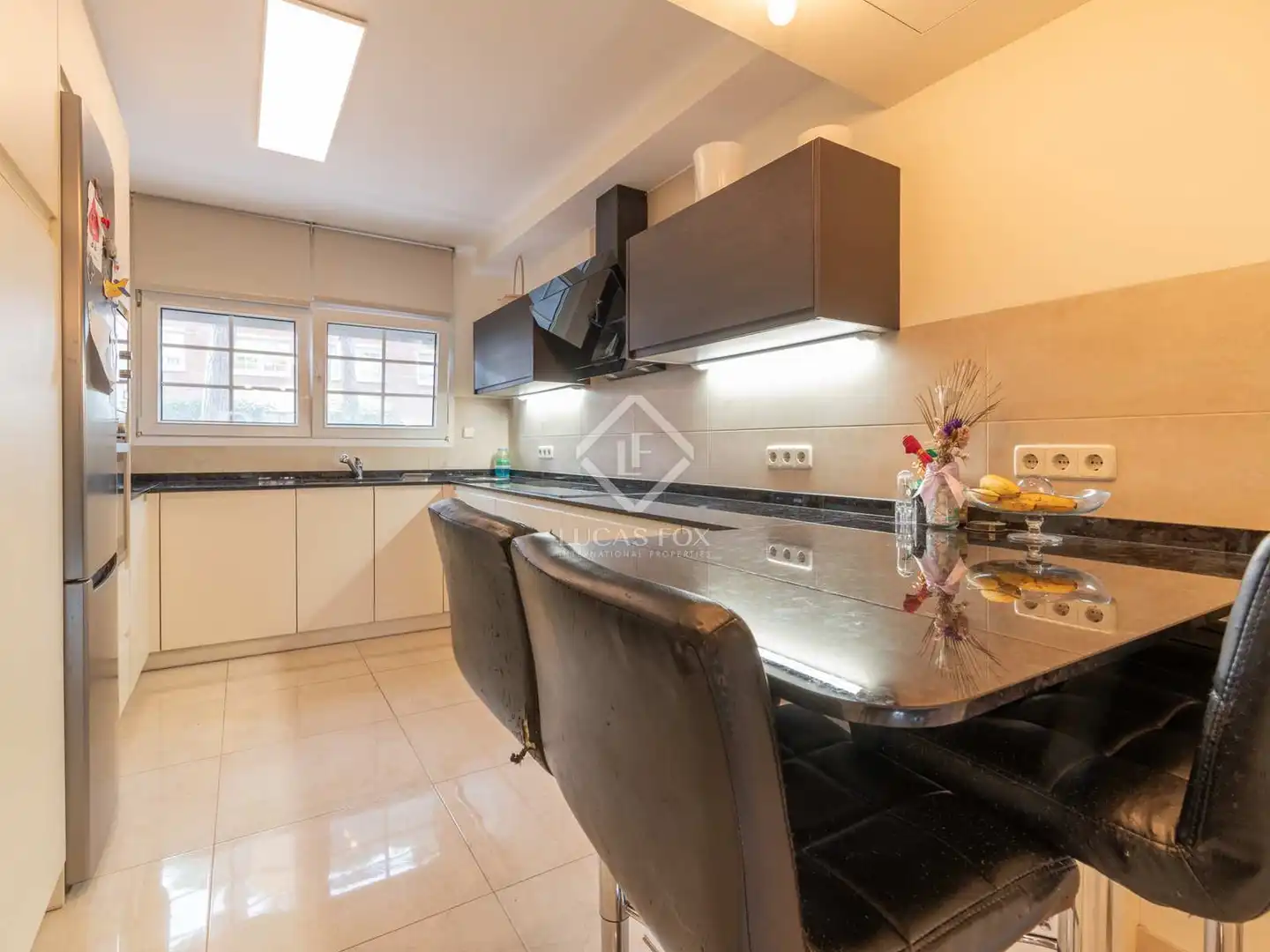Cocina de Casa o chalet en venta en Gavà con Aire acondicionado, Calefacción y Jardín privado