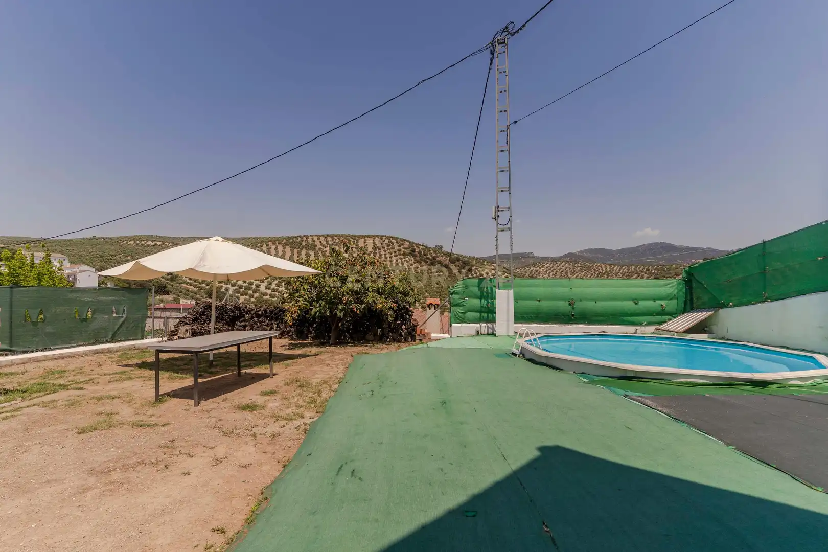 Piscina de Casa o chalet en venta en Colomera con Jardín privado, Trastero y Piscina