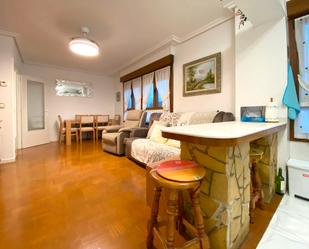 Sala d'estar de Pis en venda en Vitoria - Gasteiz amb Calefacció, Parquet i Traster