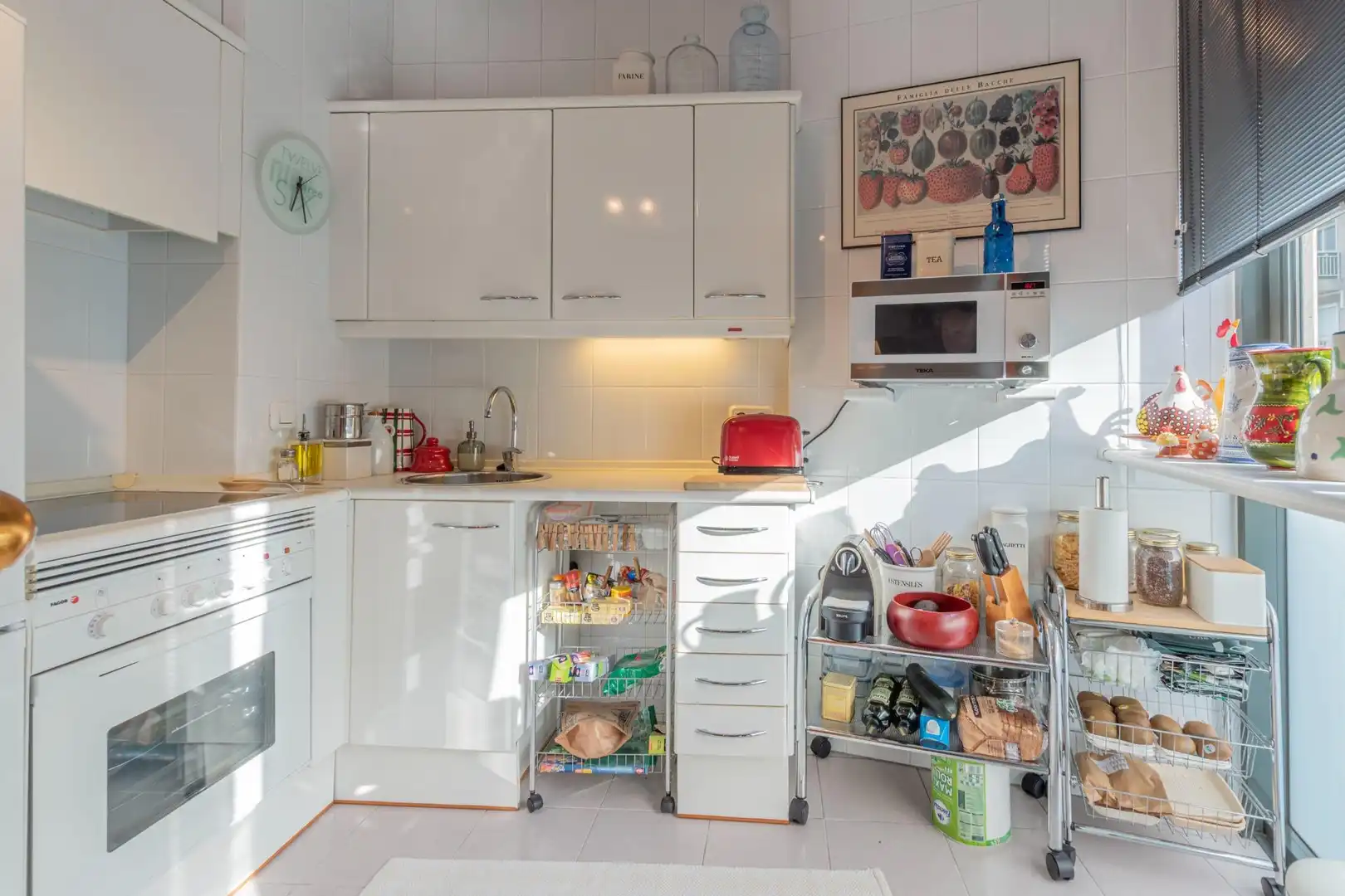 Flat with lift for sale in Carrer de Roger de Flor, imagen 2