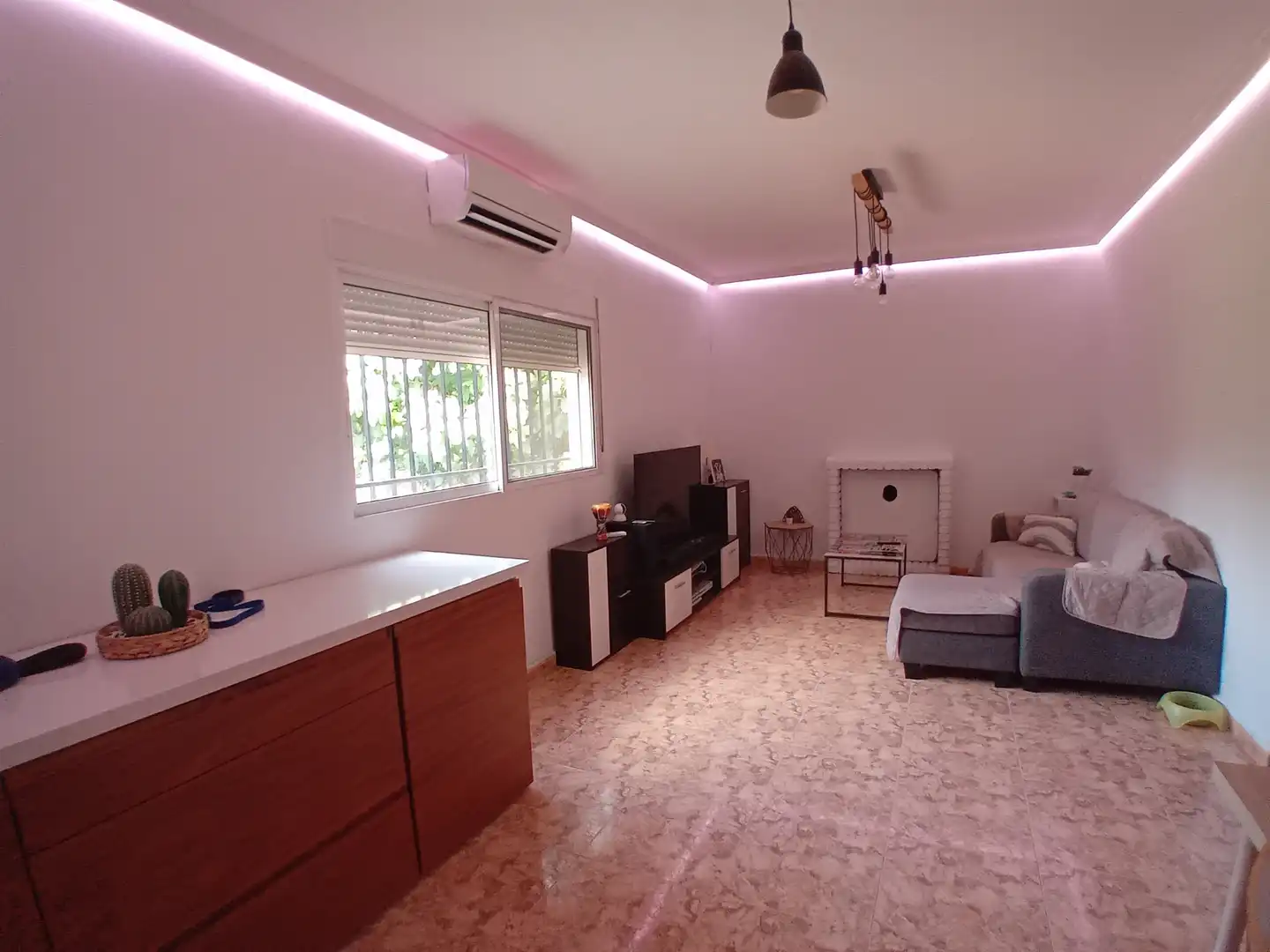 Sala de estar de Casa o chalet en venta en Godelleta con Jardín privado, Terraza y Piscina