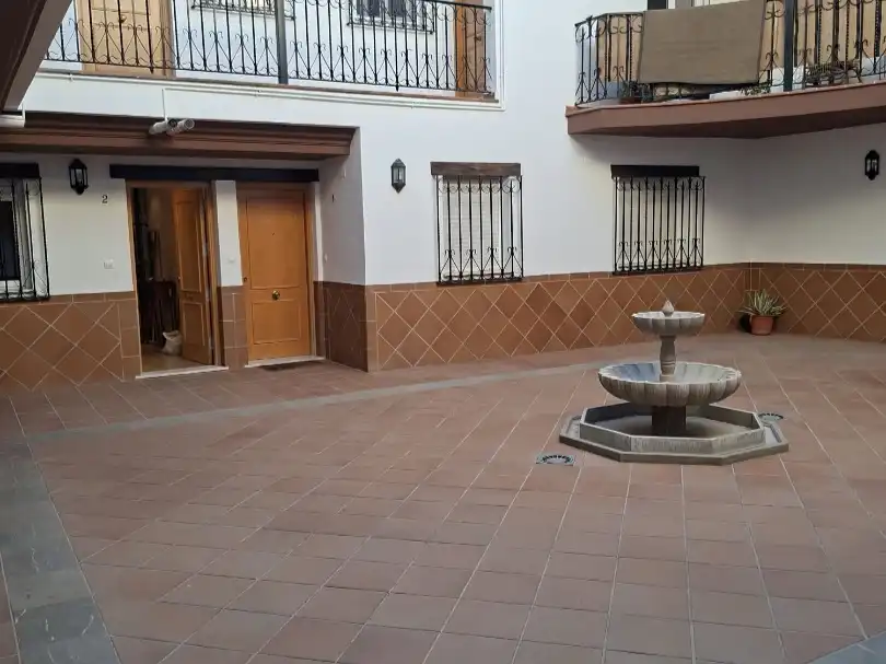 Flat for rent in Calle del Presbitero Pedro Ruiz de Valdivia, 4, La Zubia Ciudad