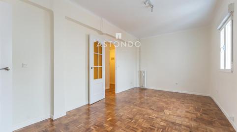 Foto 5 de Piso de alquiler en Nieremberg, Ciudad Jardín,  Madrid Capital