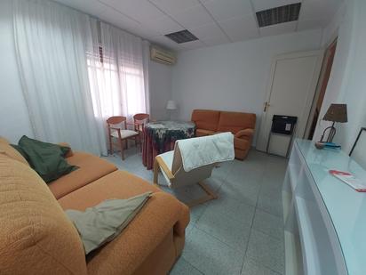 Living room of Flat for sale in  Granada Capital  with Air Conditioner