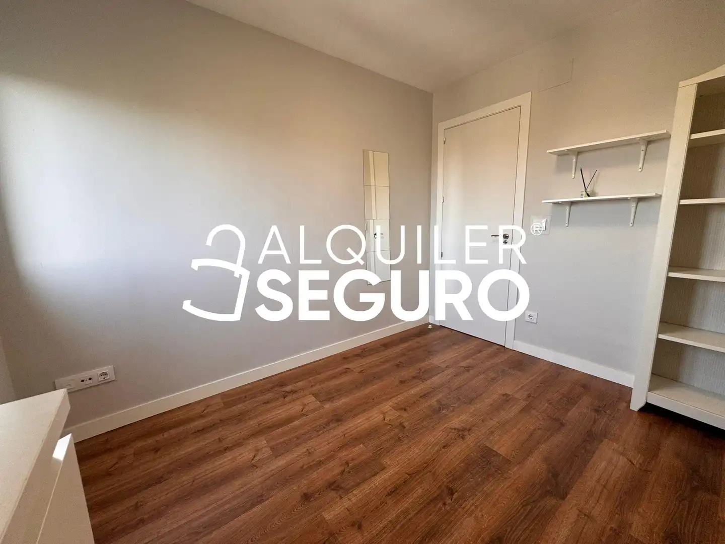 Habitación de Piso de alquiler en Madrid con Aire acondicionado, Calefacción y Terraza