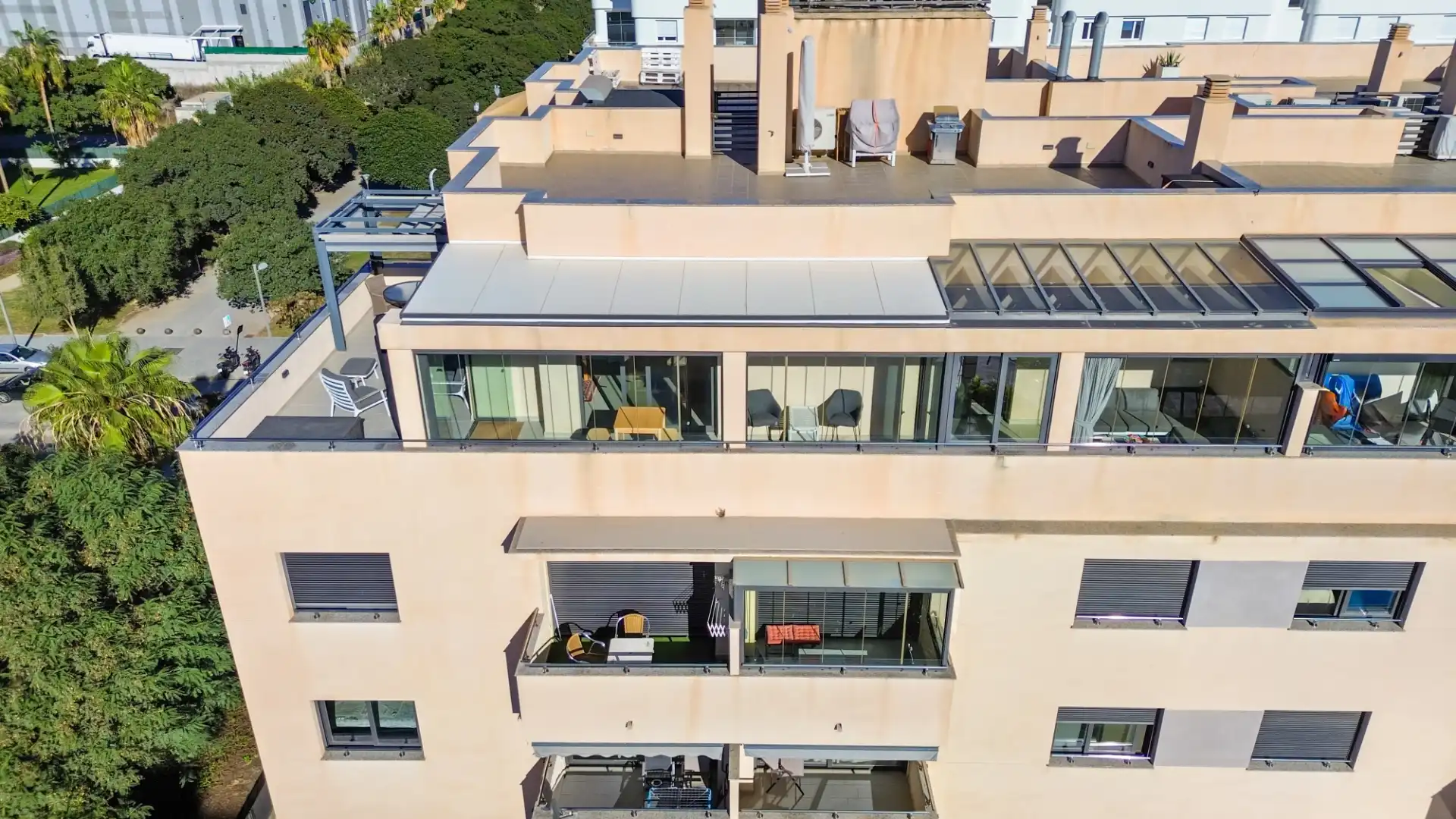 Außenansicht von Dachboden zum Verkauf in Vélez-Málaga mit Klimaanlage, Terrasse und Möbliert