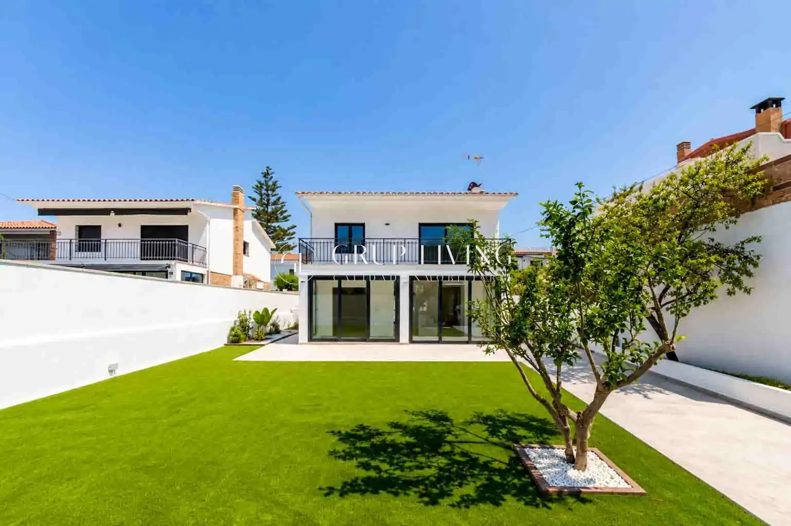 Vista exterior de Casa o chalet en venta en Sant Pere de Ribes con Calefacción