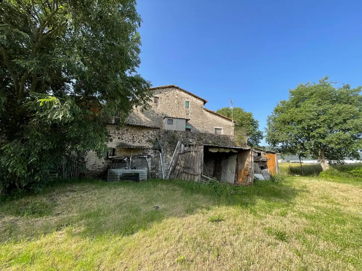Casa rustica con giardino in vendita a Sant Jaume de Llierca, imagen 21