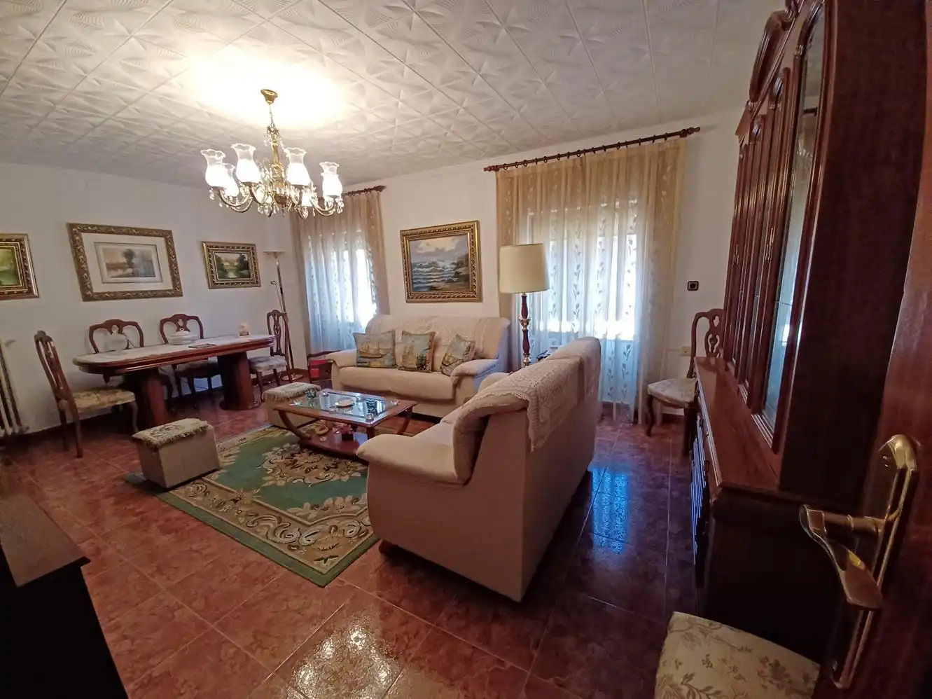 Sala d'estar de Casa o xalet en venda en Minaya amb Calefacció, Traster i Piscina