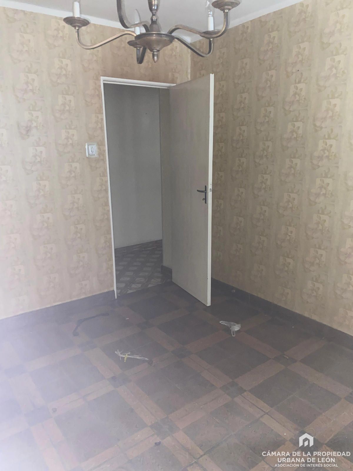Bedroom of Flat for sale in León Capital 