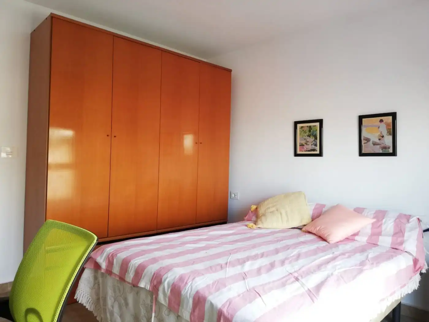Habitación de Piso de alquiler en Murcia con Aire acondicionado, Terraza y Amueblado