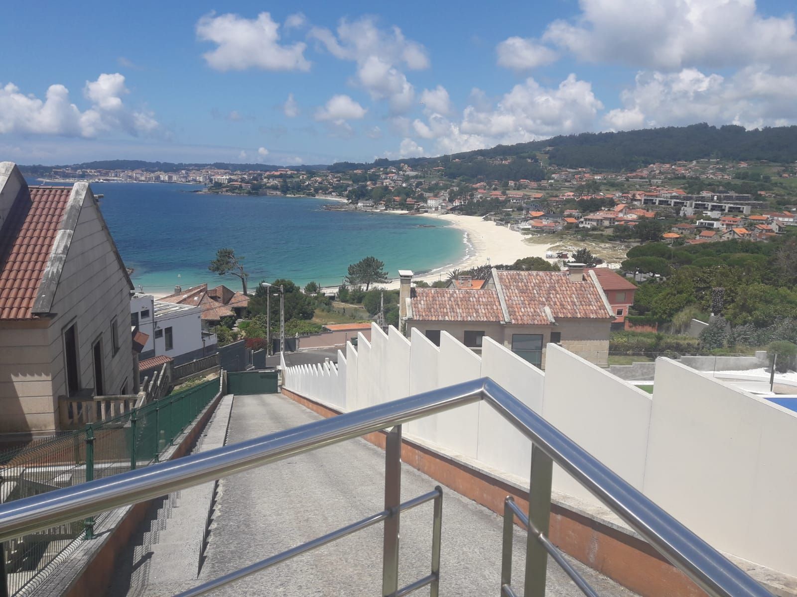 Vista exterior de Casa o chalet de alquiler en Sanxenxo con Jardín privado, Terraza y Amueblado