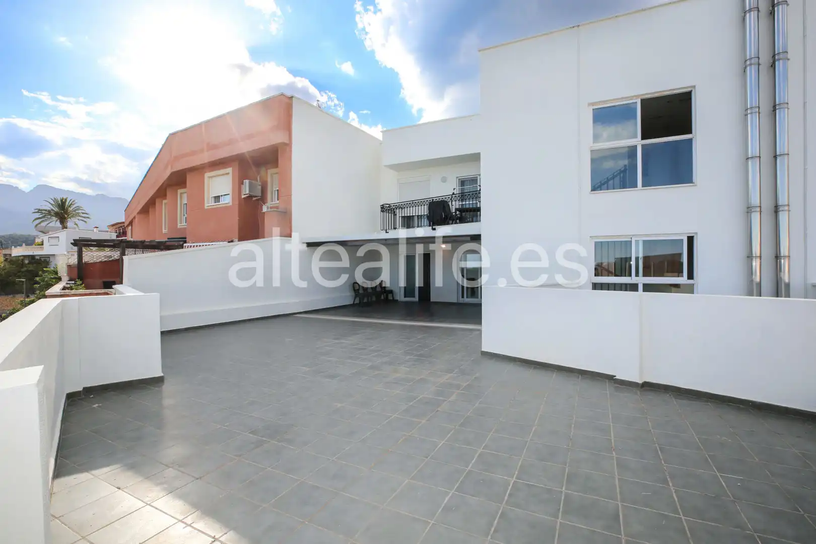 Vista exterior de Apartamento en venta en Callosa d'en Sarrià con Calefacción y Terraza