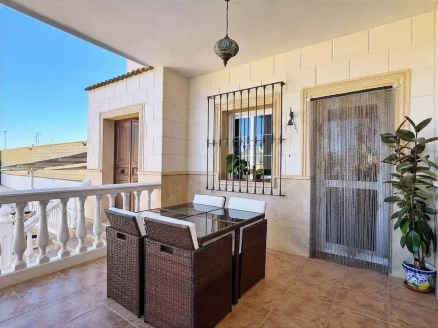 Terrassa de Casa o xalet en venda en La Roda de Andalucía amb Aire condicionat i Balcó