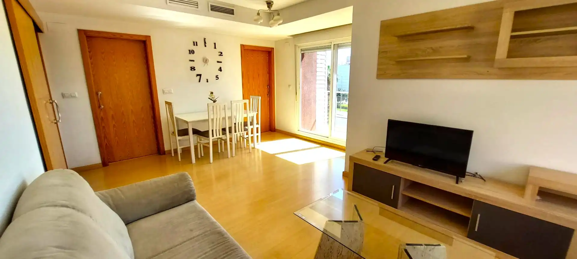 Sala d'estar de Pis en venda en Murcia amb Aire condicionat, Parquet i Traster