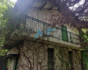 Vista exterior de Casa o xalet en venda en Coles amb Jardí privat