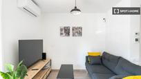 Living room of Flat to rent in L'Hospitalet de Llobregat  with Air Conditioner, Heating and Furnished