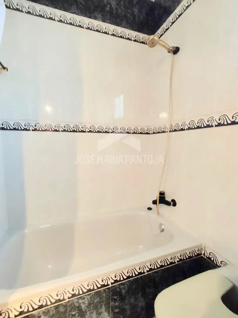 Baño de Piso en venta en Jerez de la Frontera con Aire acondicionado y Calefacción
