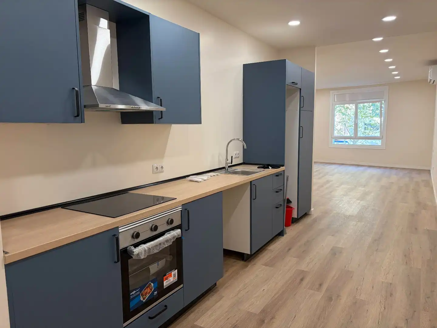 Cocina de Oficina de alquiler en Ponent