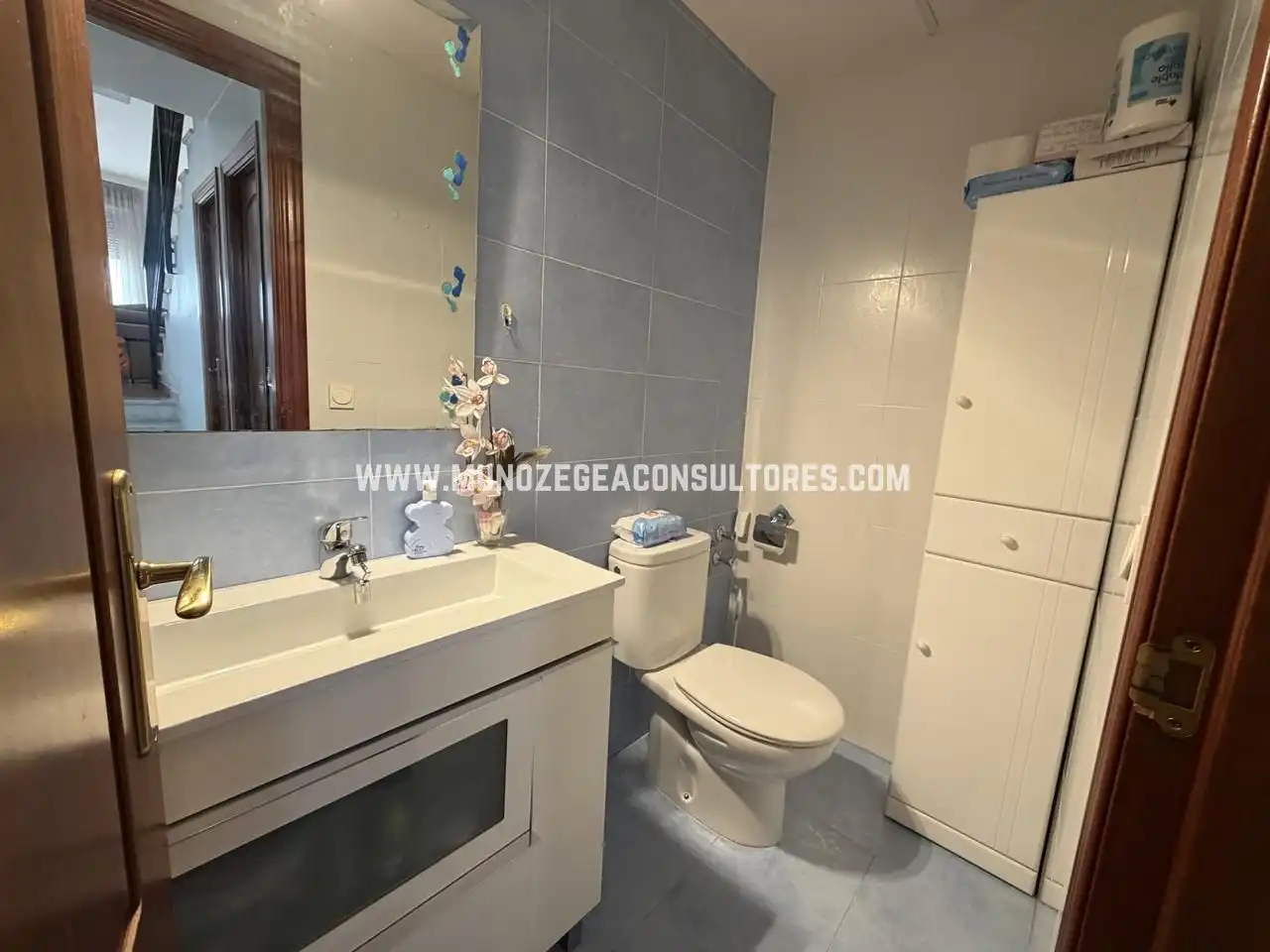 Bany de Casa o xalet en venda en Lucena amb Aire condicionat, Terrassa i Traster